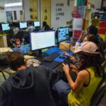 Projeto Fab Lab Livre SP abre inscrições para formação gratuita em tecnologia e cidadania com bolsa para jovens da capital