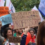Professores do município suspendem a greve e retornam ao trabalho hoje (07); Servidores da rede estadual permanecem paralisados