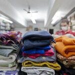 Baixa temperaturas deixam população em situação de rua ainda mais vulnerável; Saiba onde doar roupas e cobertores