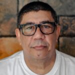 “Fluxo Poético” mergulha na vida e obra de Sérgio Vaz, o poeta da periferia